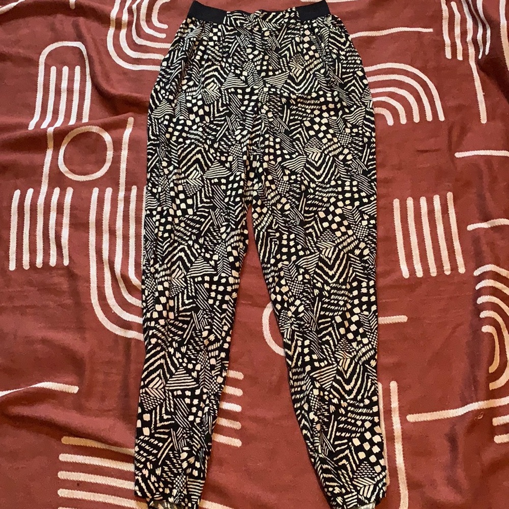 Bohemian Print Flowy Tapered Pant